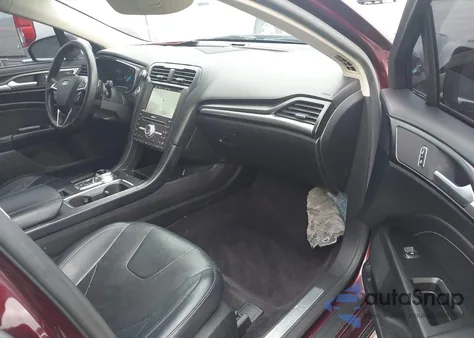 2017 Ford Fusion Titanium из США, поврежденный, VIN 3FA6P0K9XHR119127